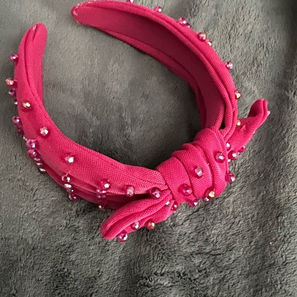Hair accessory - Picture 3 of 4